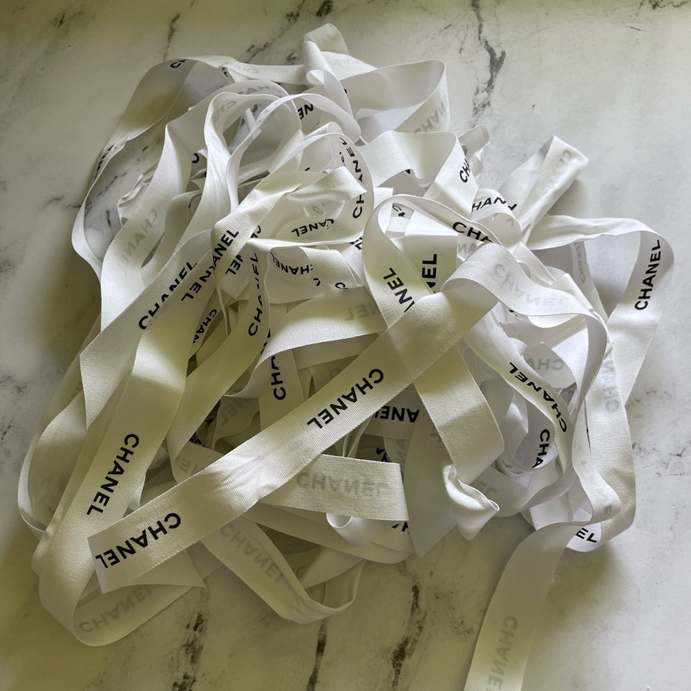 CHANEL Ribbons